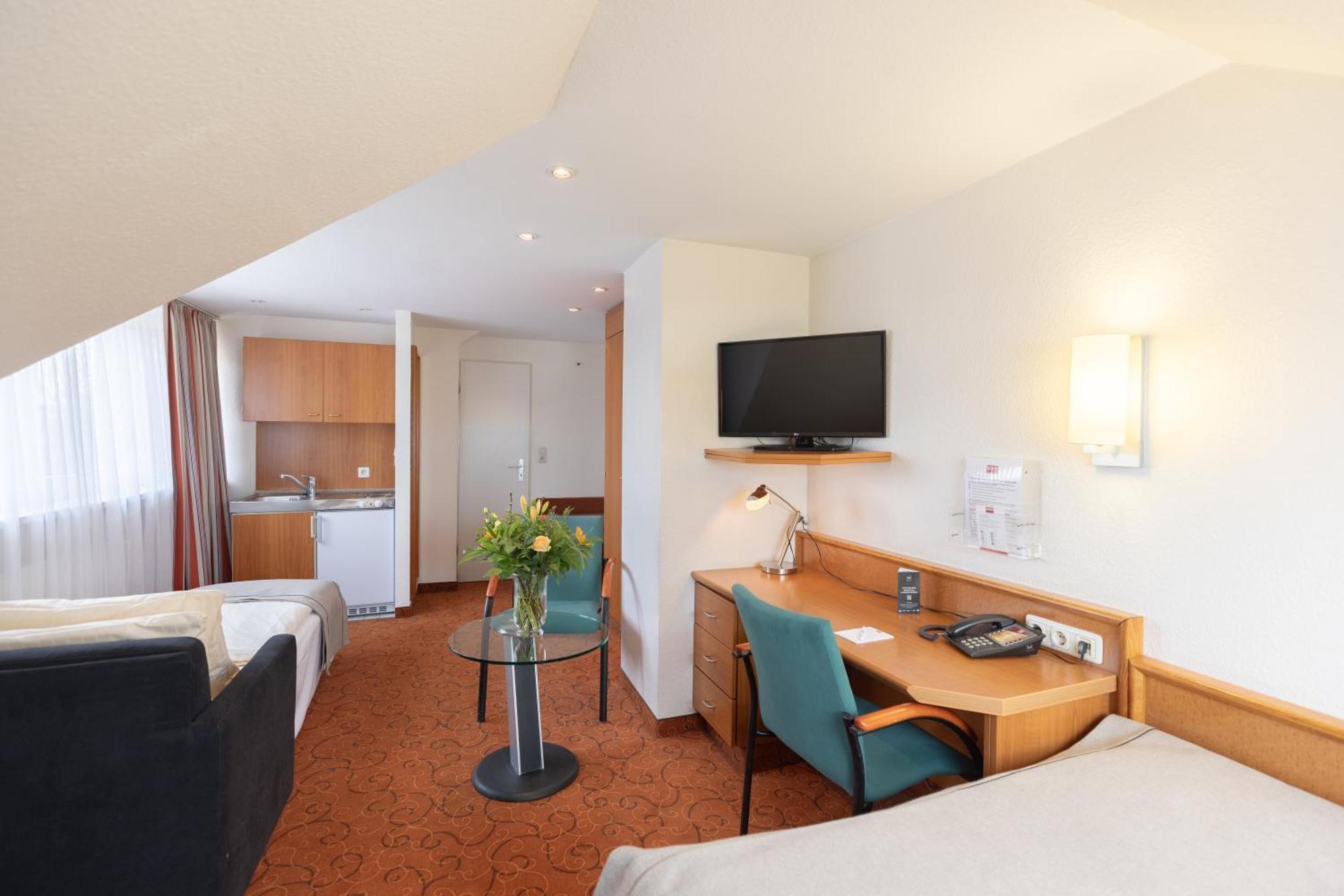 โนวุม การ์เดน โฮเต็ล เบรเมน Hotel ภายนอก รูปภาพ