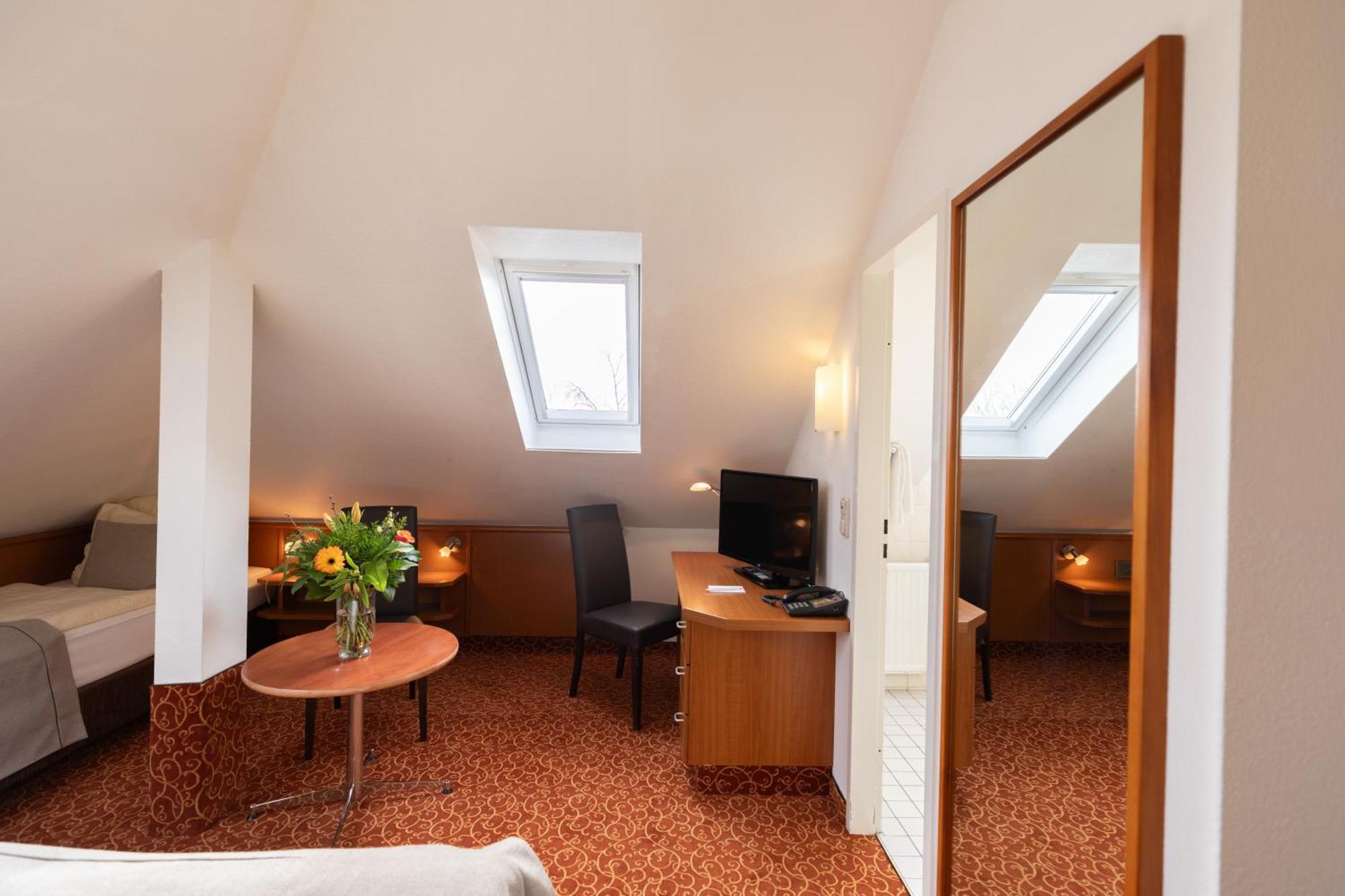 โนวุม การ์เดน โฮเต็ล เบรเมน Hotel ภายนอก รูปภาพ