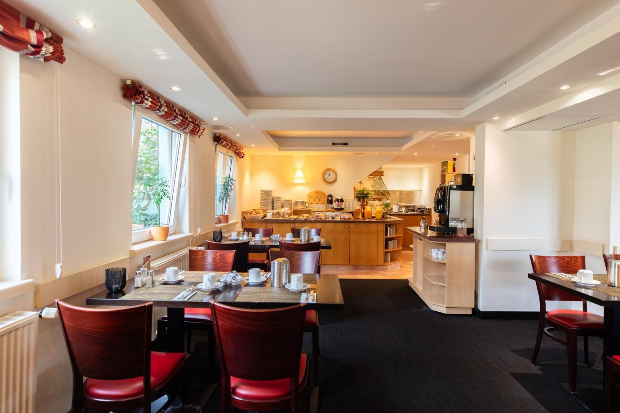 โนวุม การ์เดน โฮเต็ล เบรเมน Hotel ภายนอก รูปภาพ